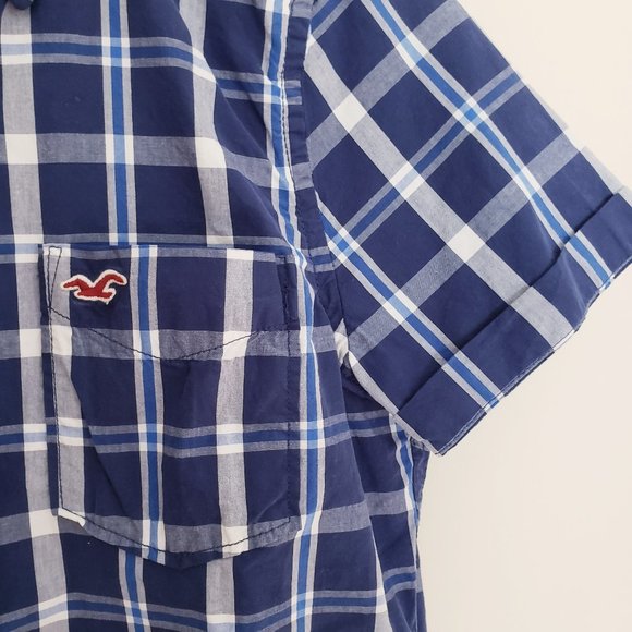 🔵 3/$30 - Hollister Short Sleeve Button Shirt - Picture 4 of 6